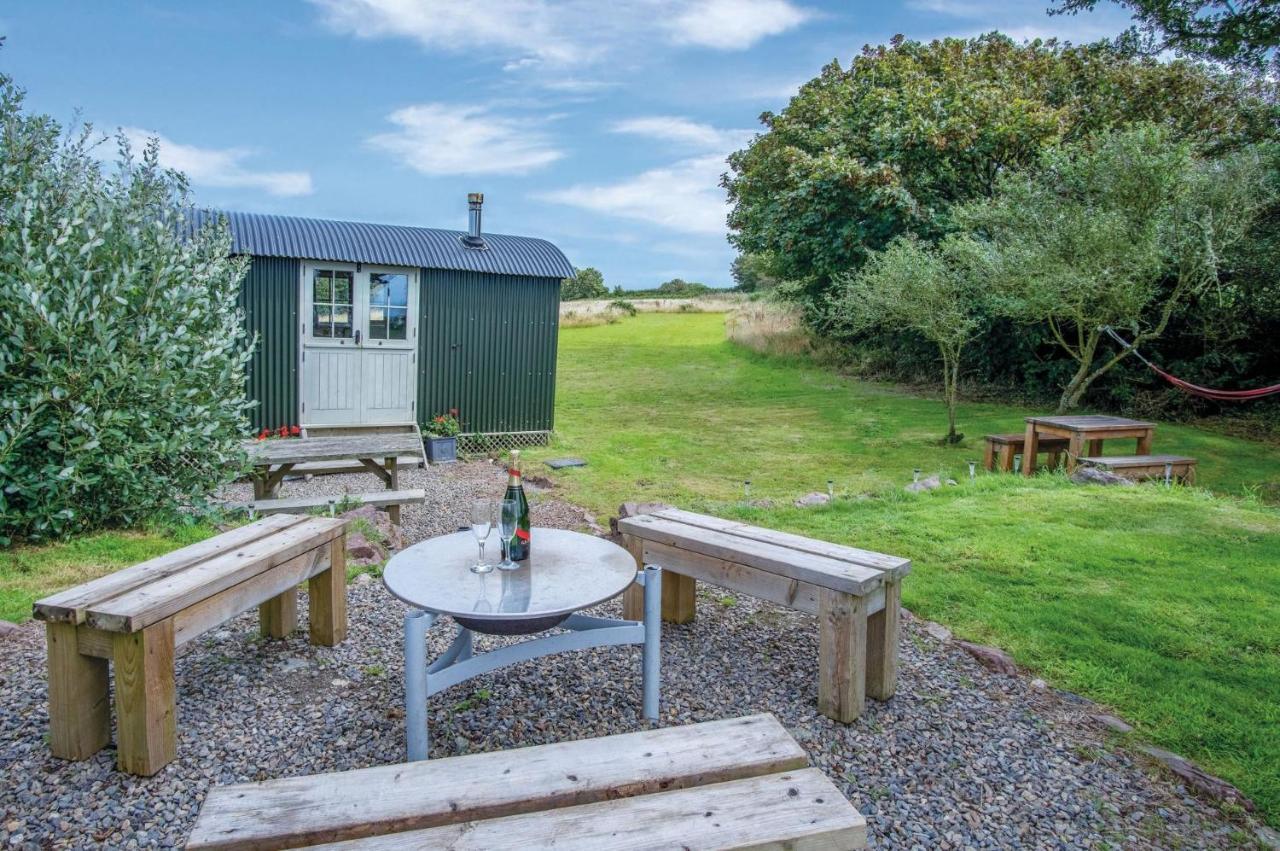 Haven View - 1 Bedroom Shepherds Hut - St Ishmaels Saint Ishmaels  Exteriér fotografie